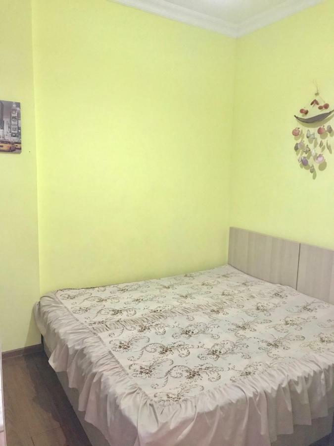 Апартаменты David APT 1A Батуми Экстерьер фото